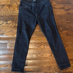 Classic Black men’s slim Jeans